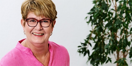 Petra Niederstebruch, Steuerfachangestellte
zuständig für Finanzbuchhaltung, Abschlüsse, Steuererklärungen und Lohn/Gehalt, Haar