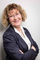 Petra Niederstebruch, Steuerfachangestellte
zuständig für Finanzbuchhaltung, Abschlüsse, Steuererklärungen und Lohn/Gehalt, Haar